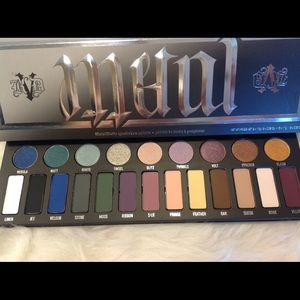 New Kat Von D Metal Matte Palette